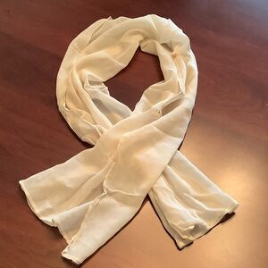 Vintage Elegant Cream Scarf
